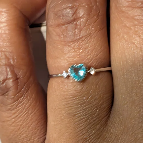 Stunning 925 Sterling silver promise ring sz 6 - Picture 8 of 17